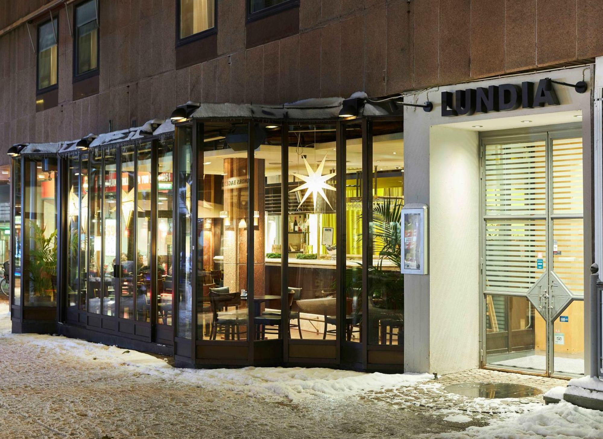 Hotel Lundia Exteriér fotografie