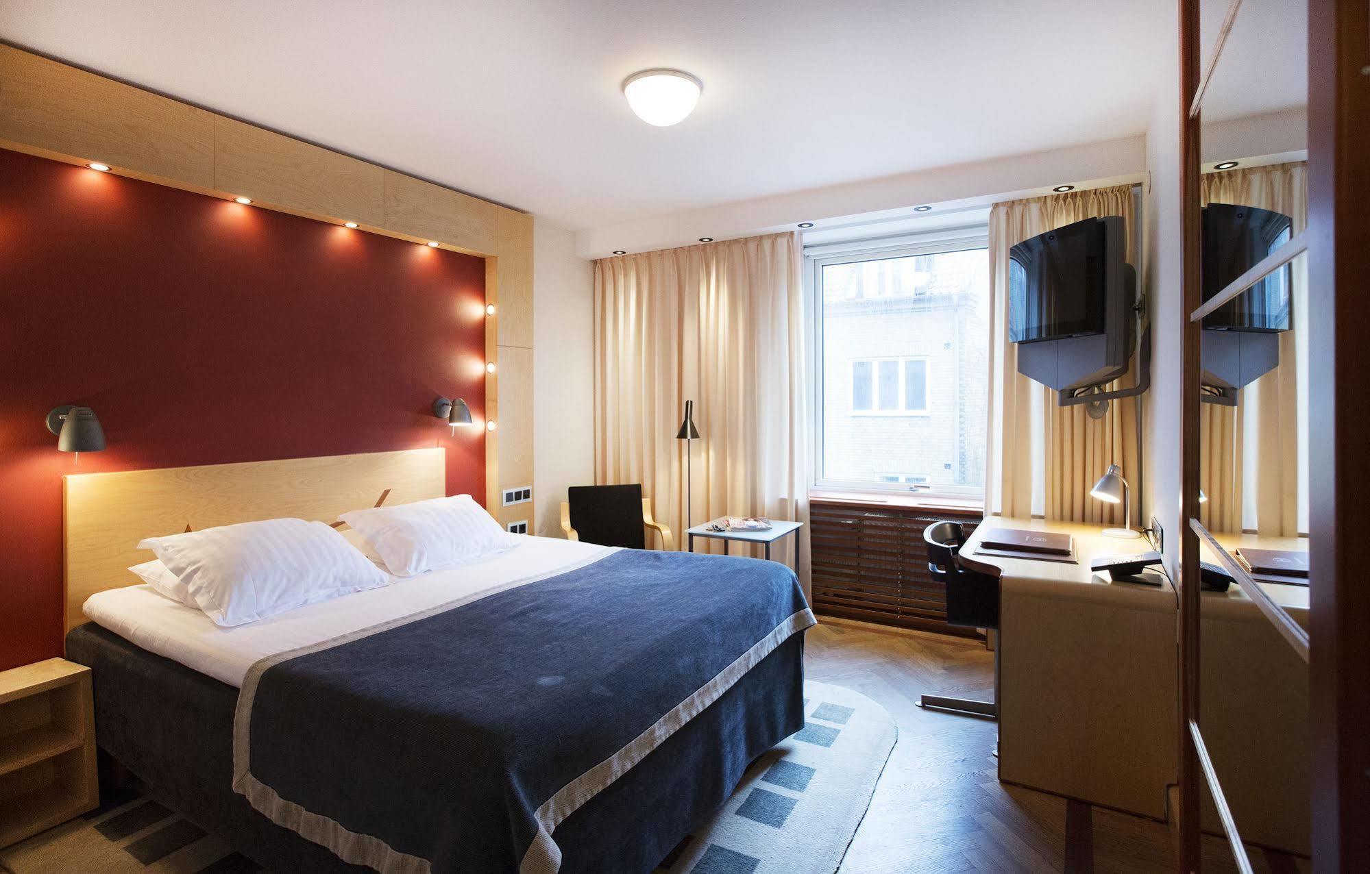 Hotel Lundia Exteriér fotografie
